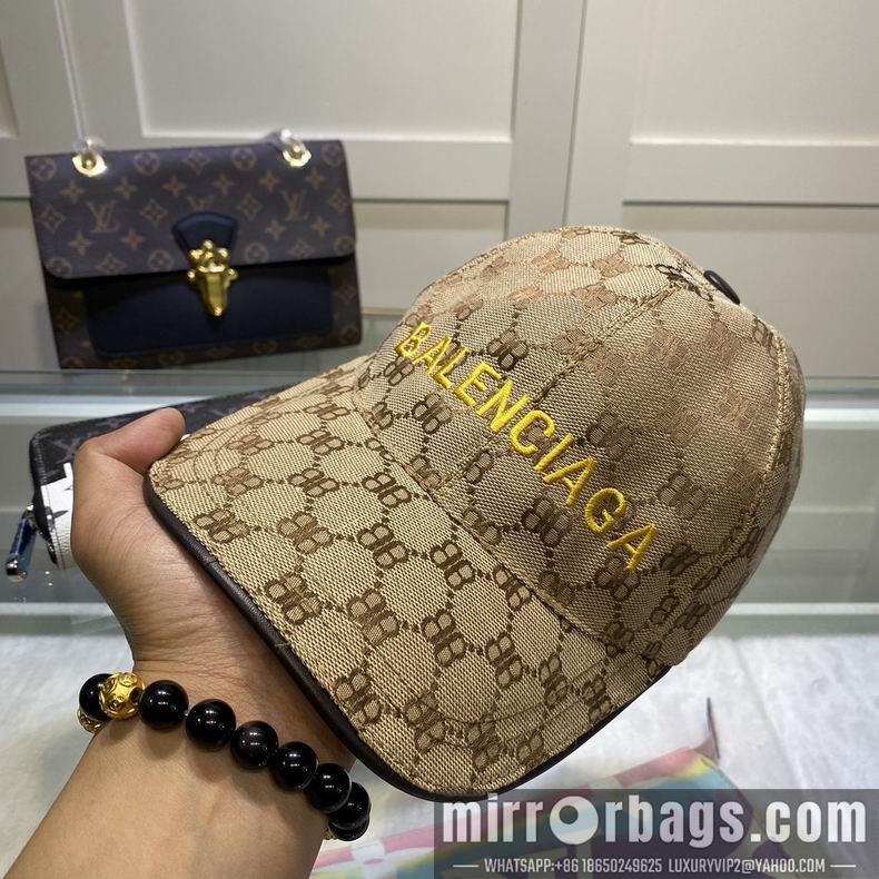 Gucci X Balenciaga 032416