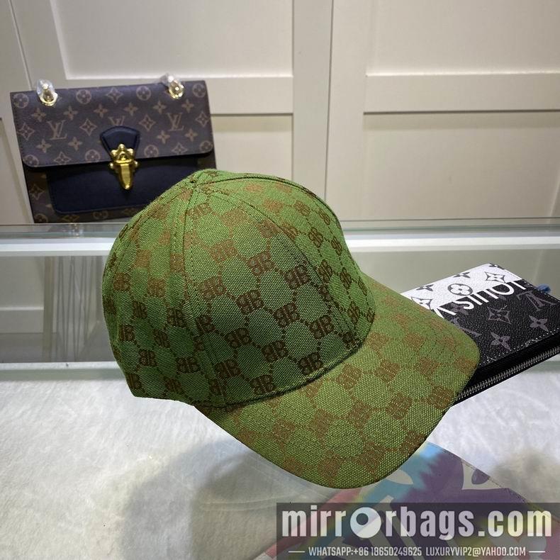 Gucci X Balenciaga 032414
