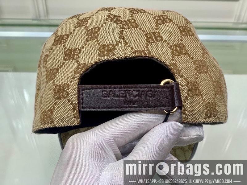 Gucci X Balenciaga w032404