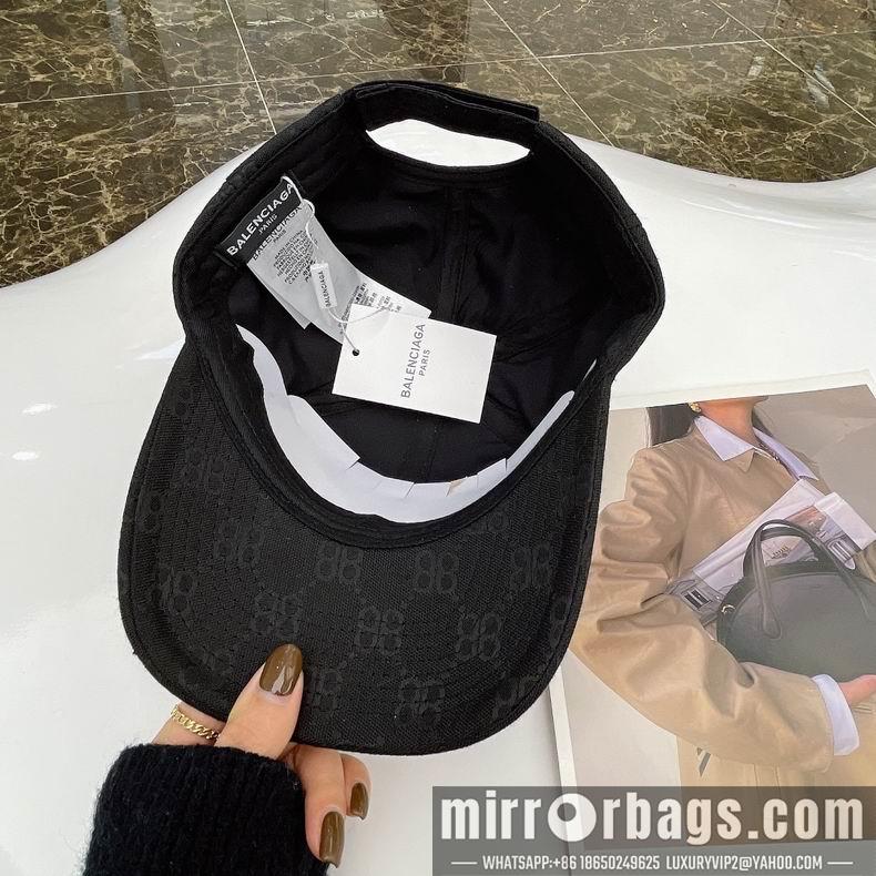 Gucci X Balenciaga 032415