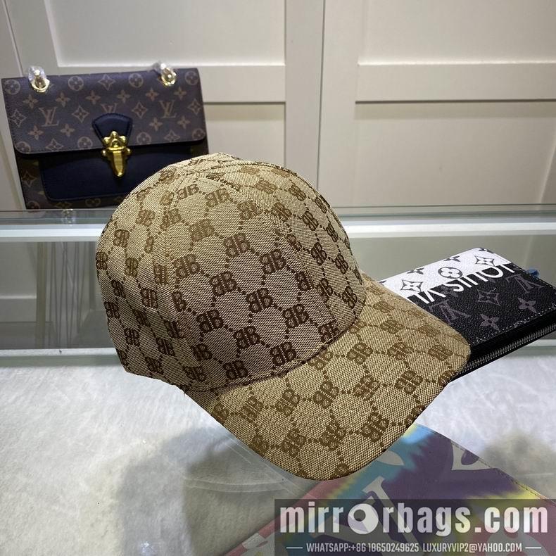 Gucci X Balenciaga 032414