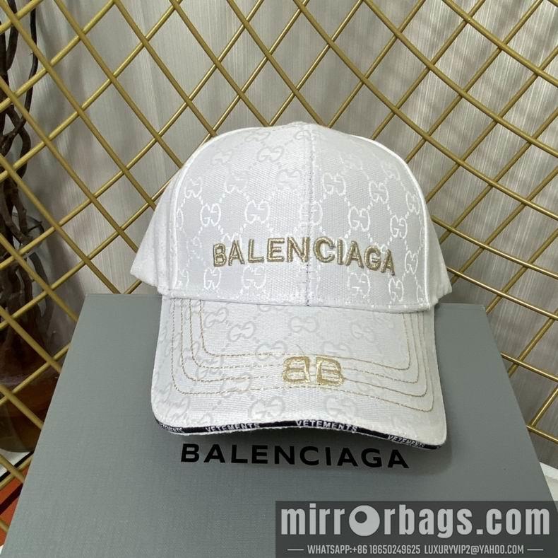 Gucci X Balenciaga 032406
