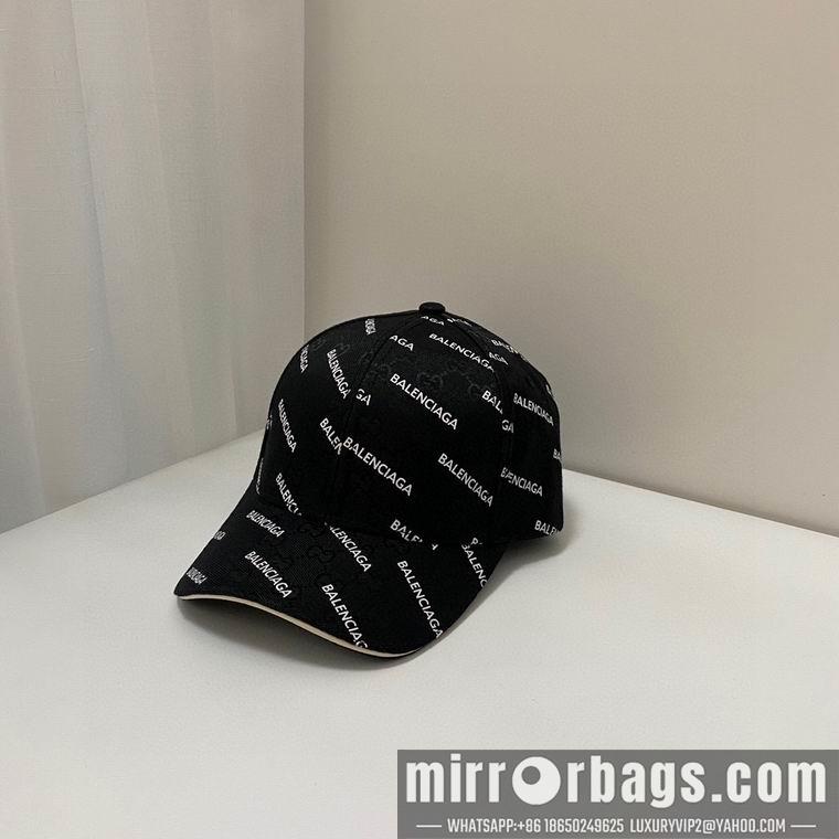 Gucci X Balenciaga 032402