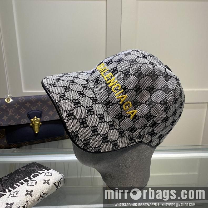 Gucci X Balenciaga 032416