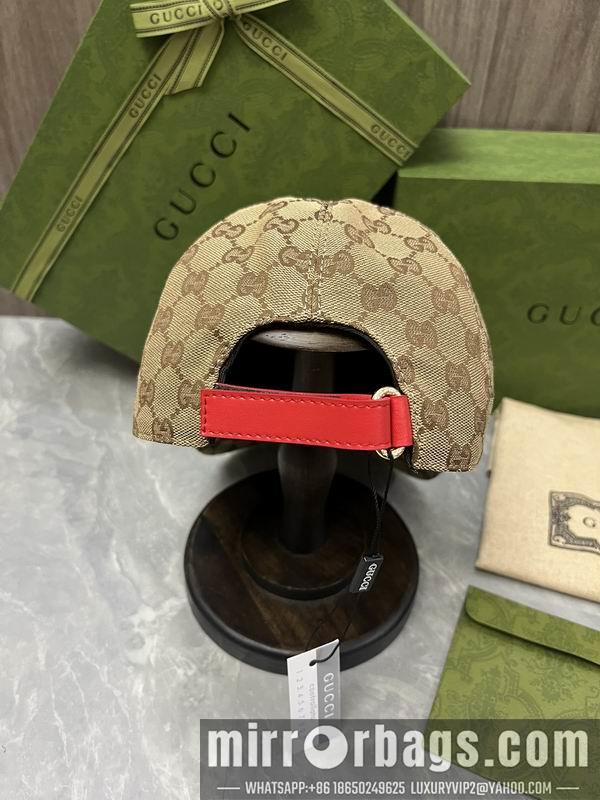 Gucci X The North Face Hat dx04