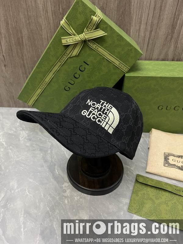 Gucci X The North Face Hat dx02