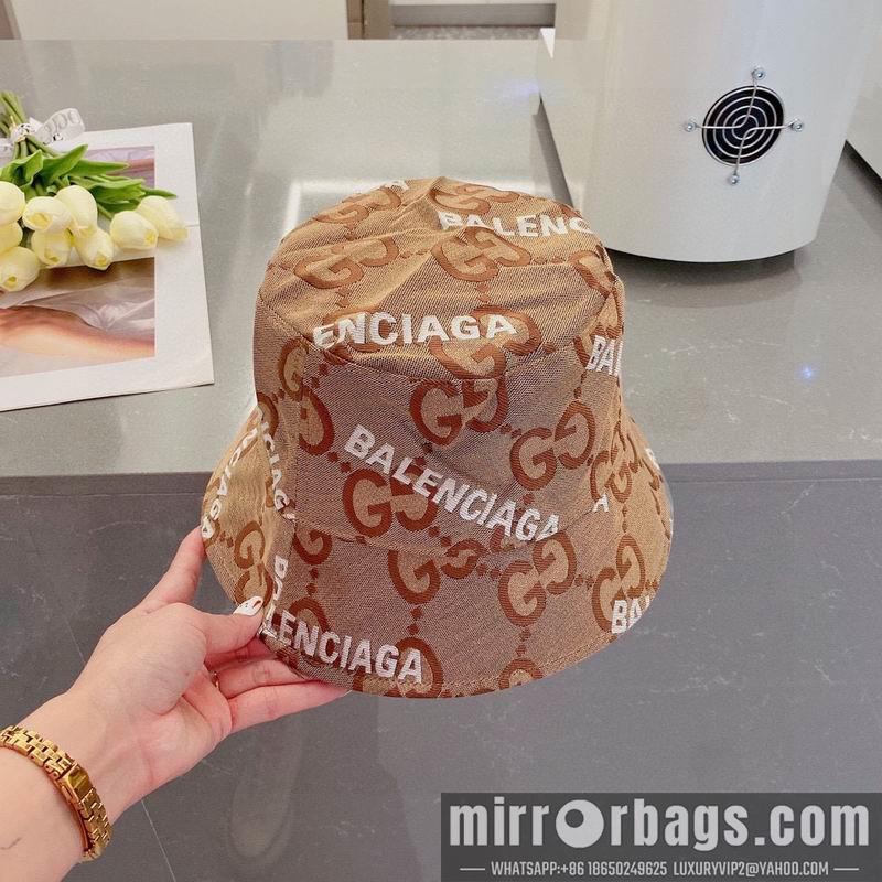 Gucci X Balenciaga w032403