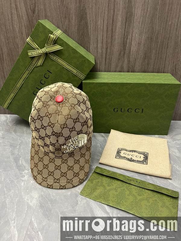 Gucci X The North Face Hat dx04