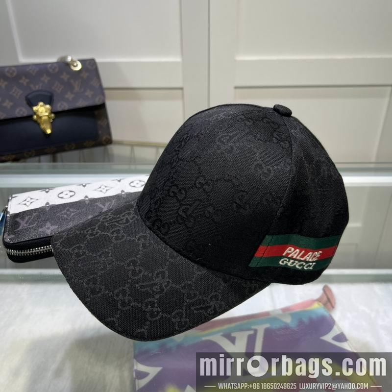 Gucci X Place Hat 032601