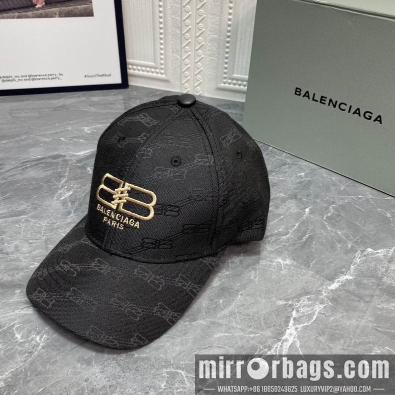 Gucci X Balenciaga 032411