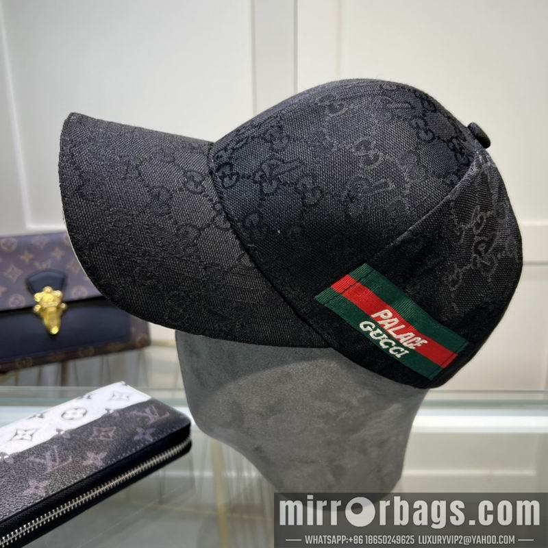 Gucci X Place Hat 032601