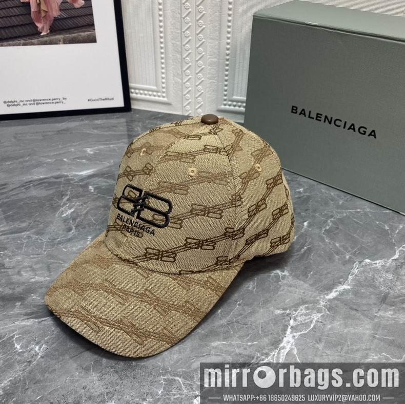 Gucci X Balenciaga 032411
