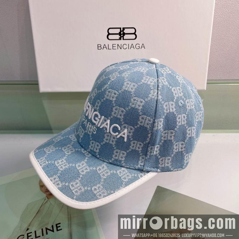 Gucci X Balenciaga 032413