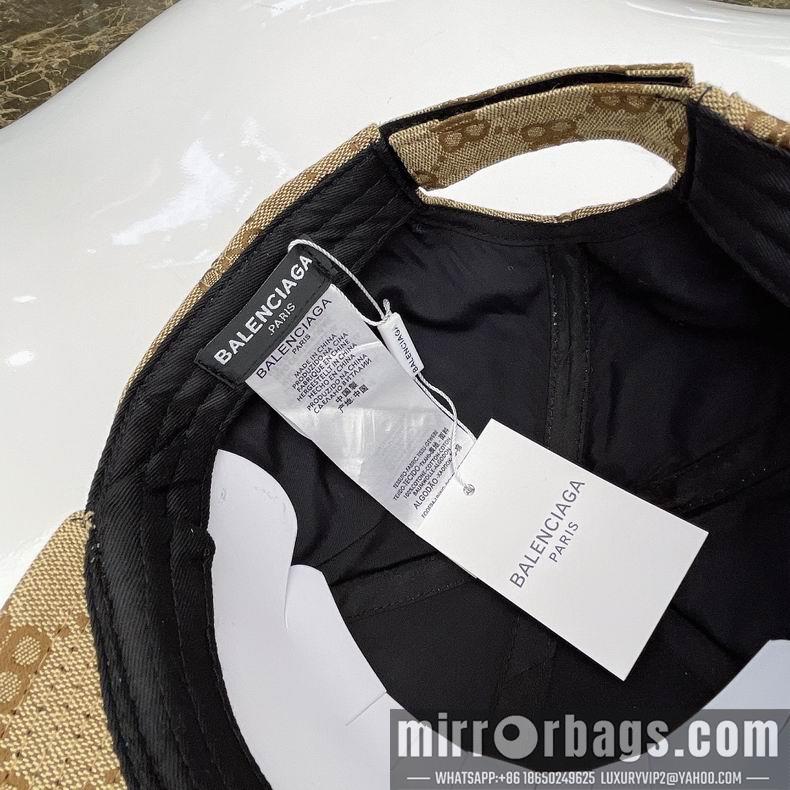 Gucci X Balenciaga 032415