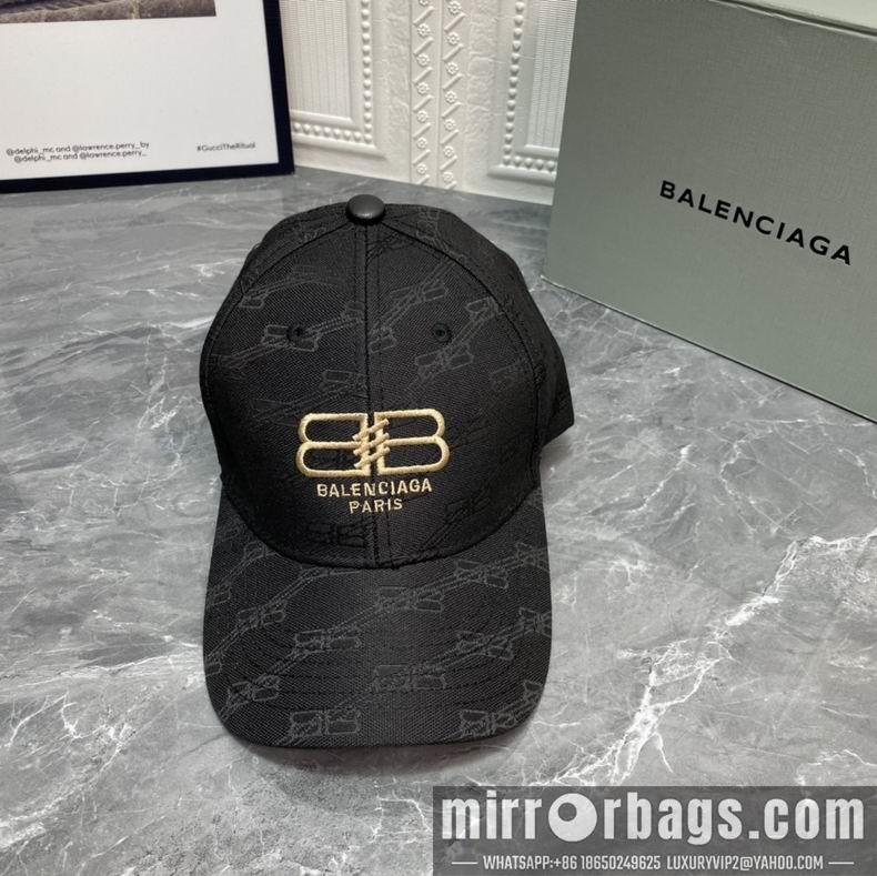 Gucci X Balenciaga 032411