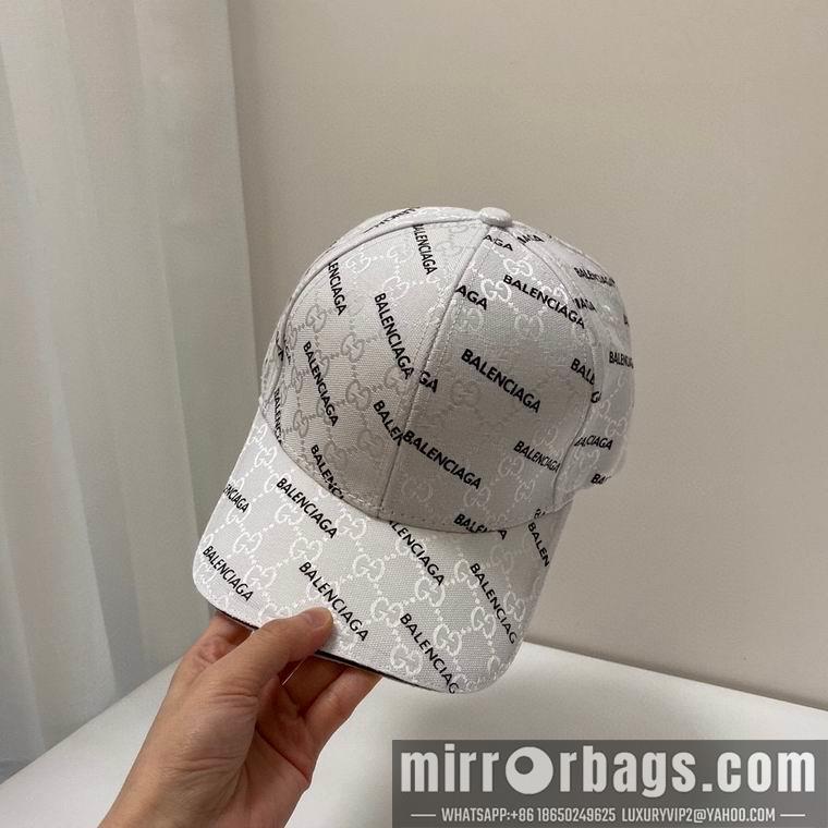 Gucci X Balenciaga 032402