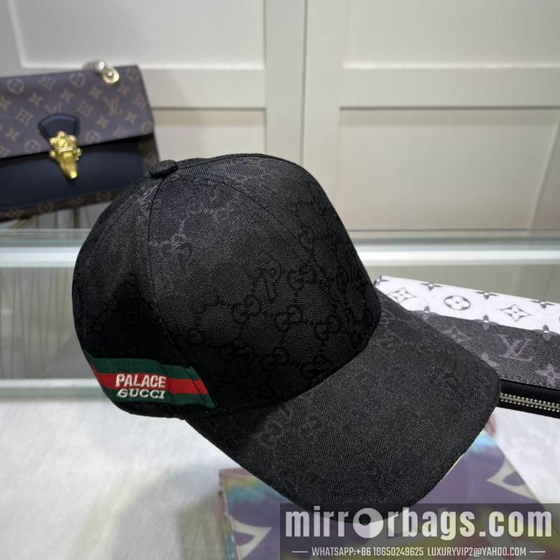 Gucci X Place Hat 032601
