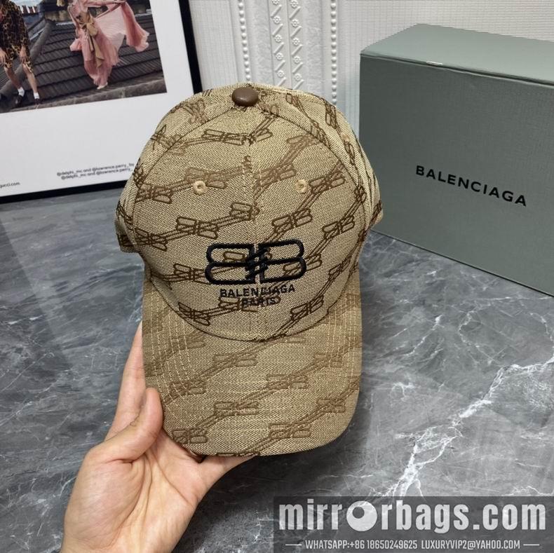 Gucci X Balenciaga 032411