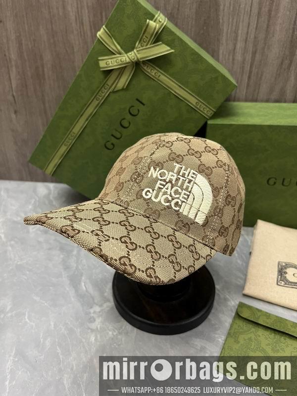 Gucci X The North Face Hat dx04