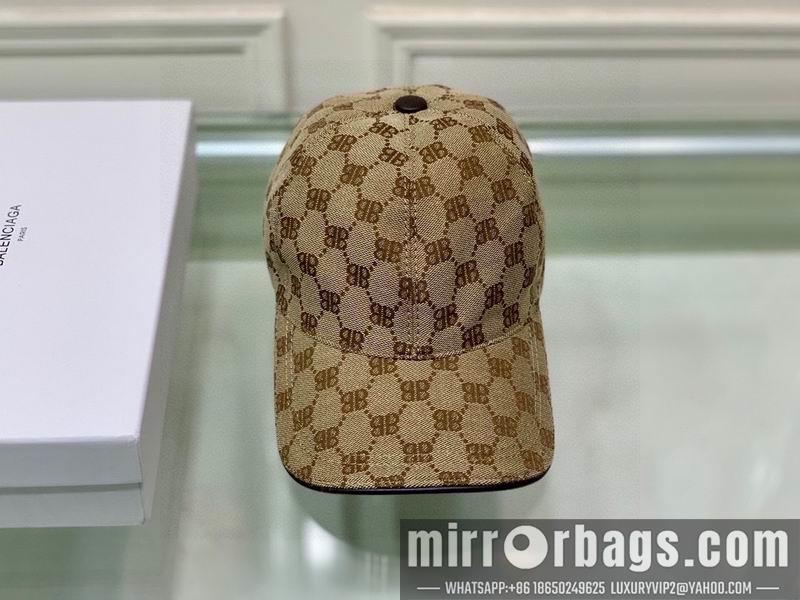 Gucci X Balenciaga w032404