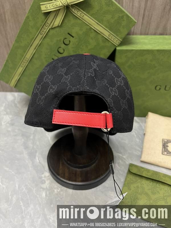 Gucci X The North Face Hat dx02