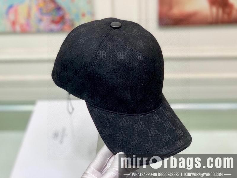 Gucci X Balenciaga w032404