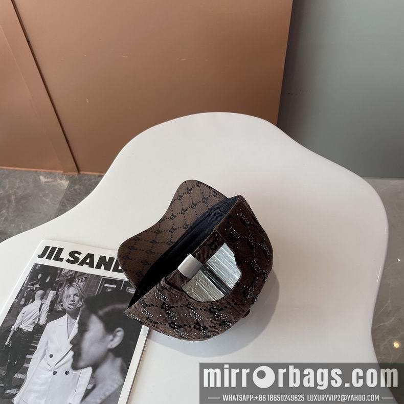 Gucci X Balenciaga 032410
