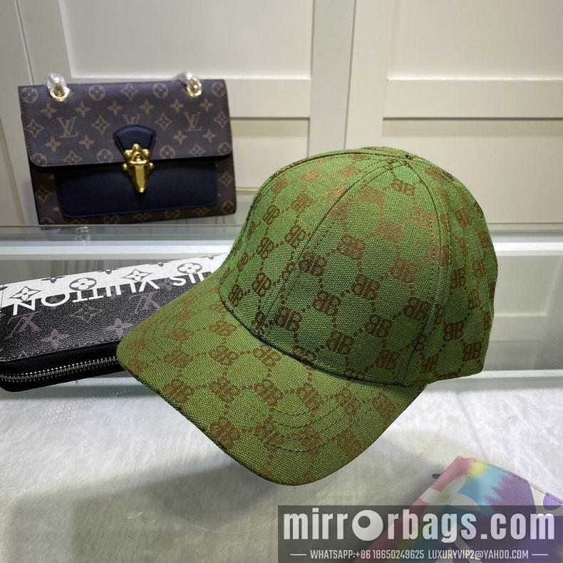 Gucci X Balenciaga 032414