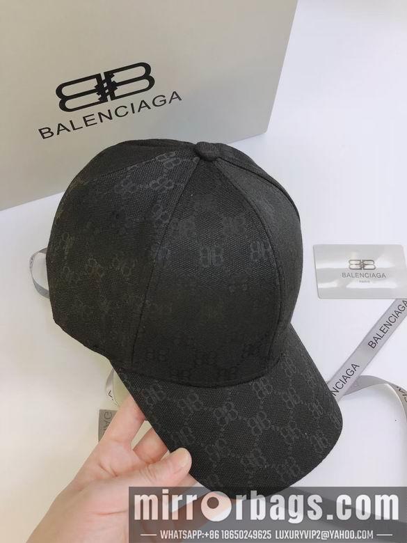 Gucci X Balenciaga 032407