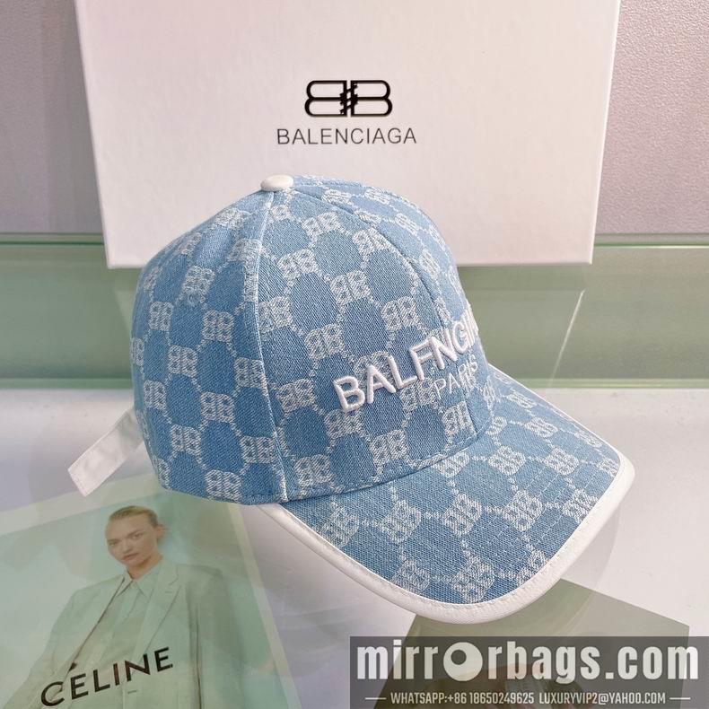 Gucci X Balenciaga 032413