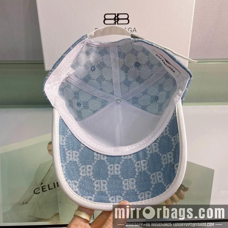 Gucci X Balenciaga 032413