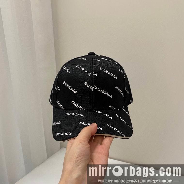 Gucci X Balenciaga 032402