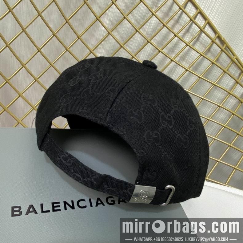 Gucci X Balenciaga 032406