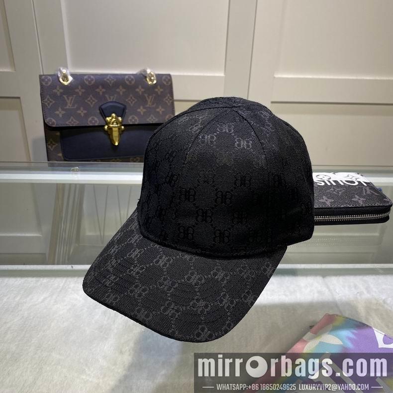Gucci X Balenciaga 032414