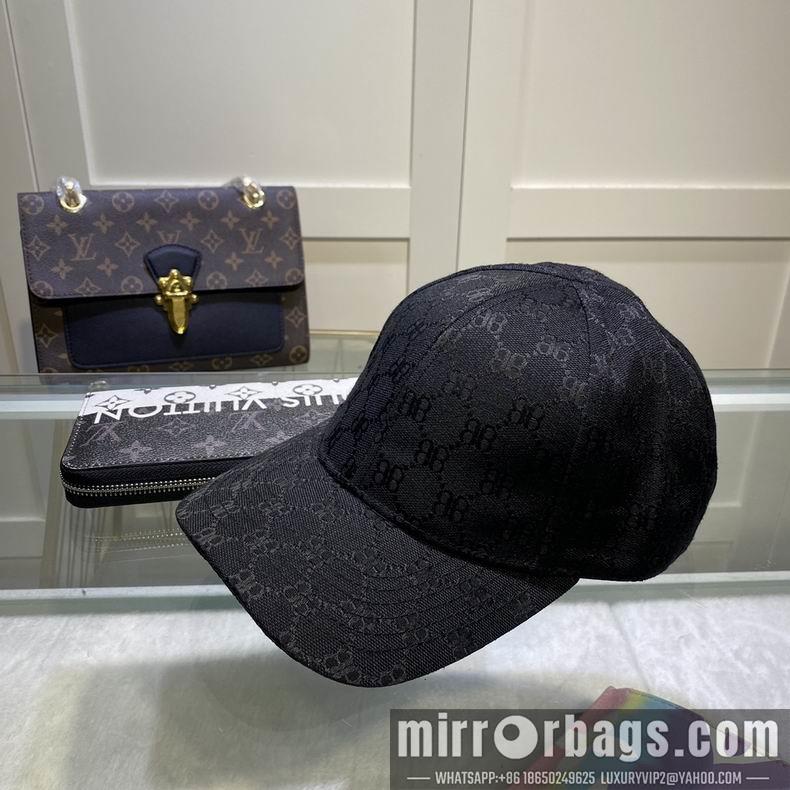 Gucci X Balenciaga 032414