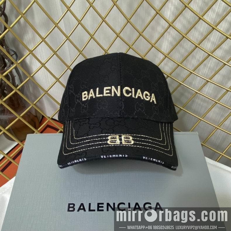 Gucci X Balenciaga 032406