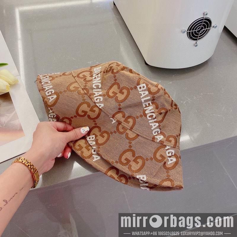 Gucci X Balenciaga w032403