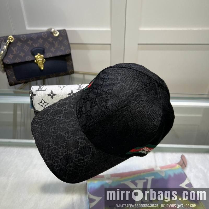 Gucci X Place Hat 032601