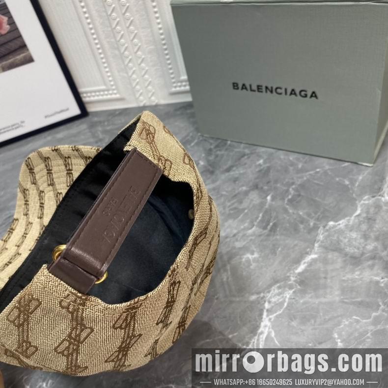 Gucci X Balenciaga 032411