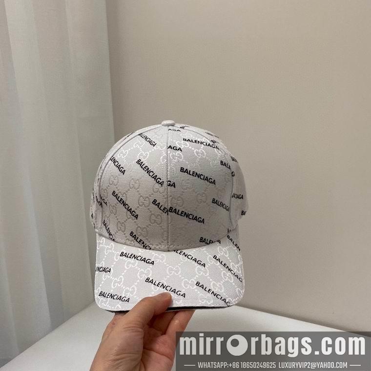 Gucci X Balenciaga 032402