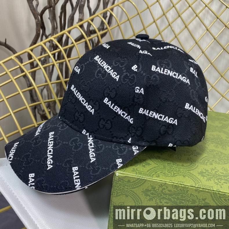 Gucci X Balenciaga 032401