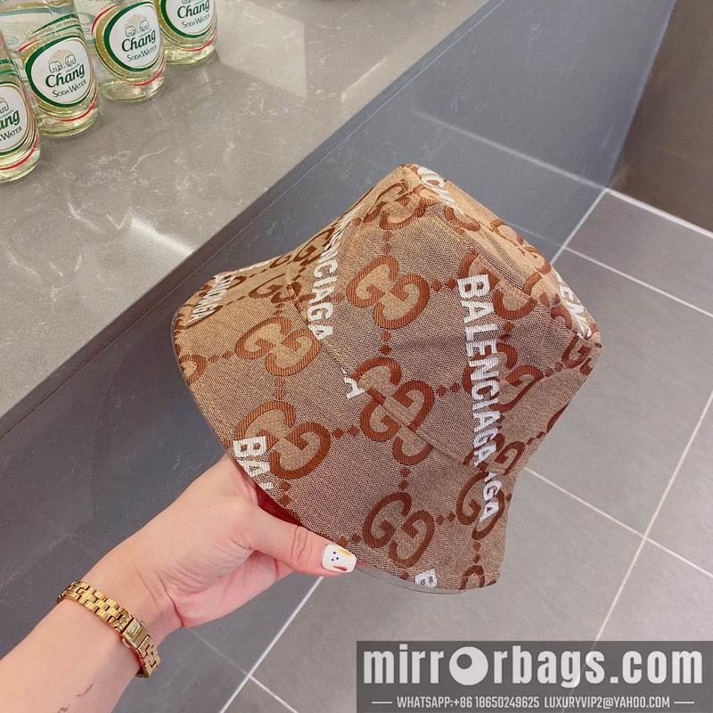 Gucci X Balenciaga w032403