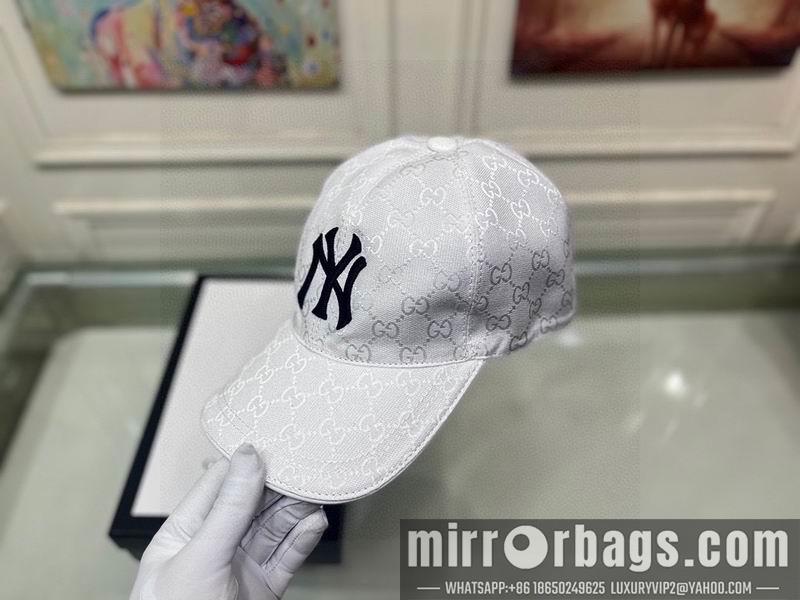 Gucci X NY Hat w032401