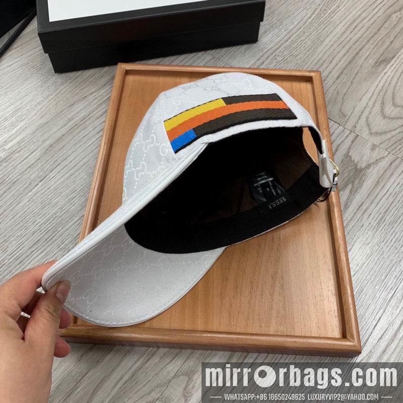 Gucci X The North Face Hat dx01