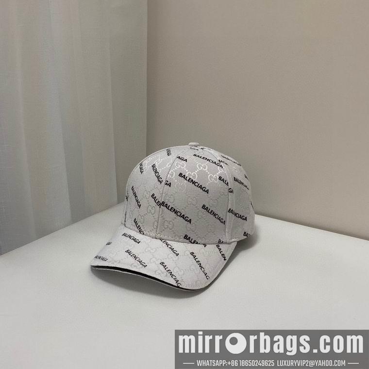 Gucci X Balenciaga 032402