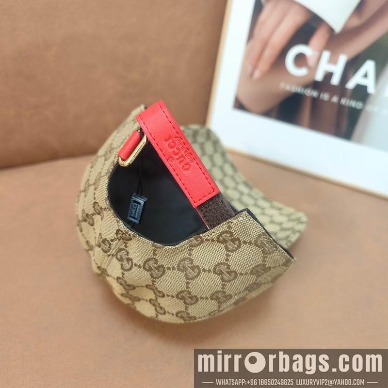 Gucci X The North Face Hat dx03