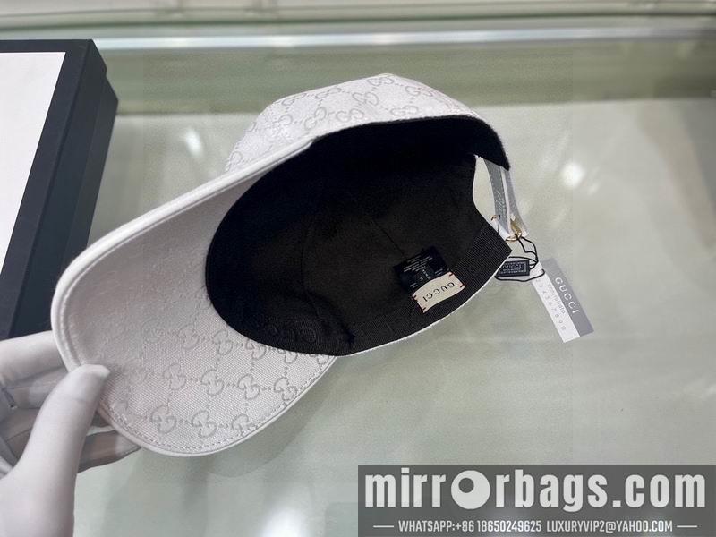 Gucci X NY Hat w032401