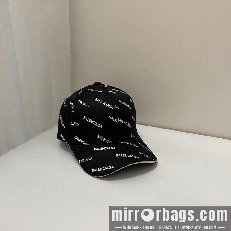 Gucci X Balenciaga 032402