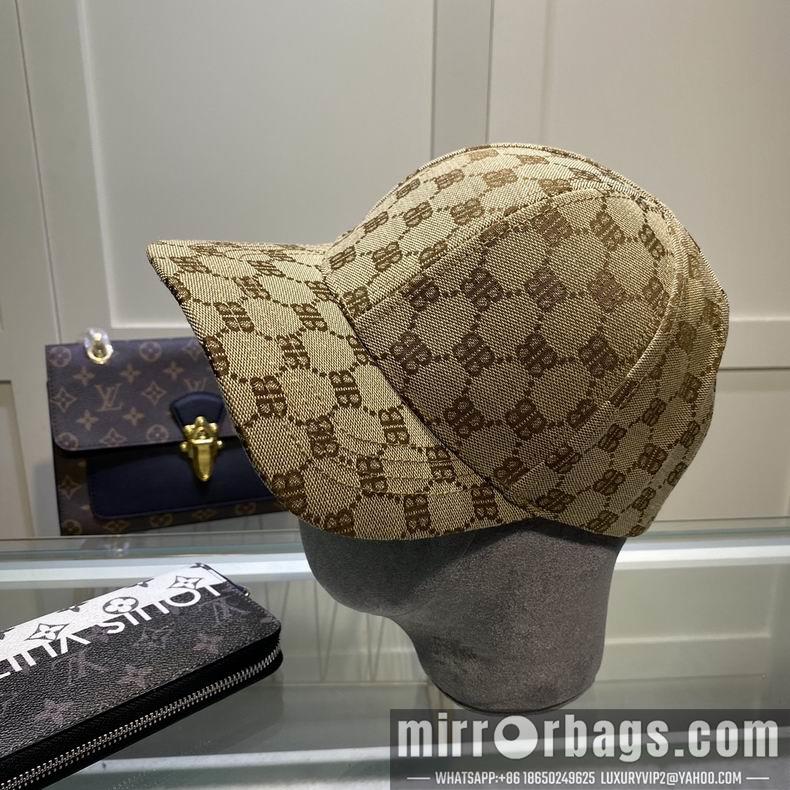 Gucci X Balenciaga 032414