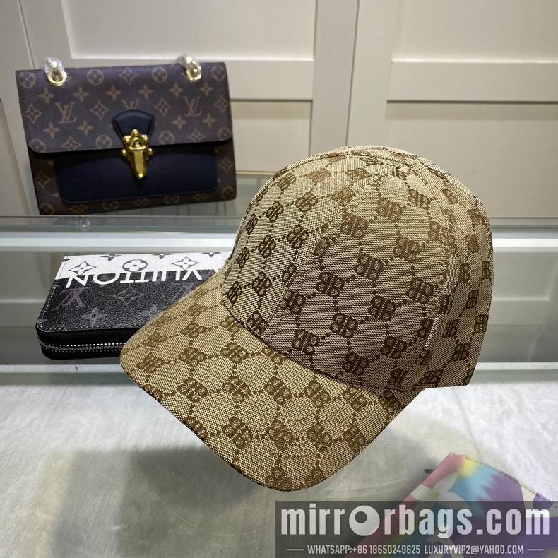Gucci X Balenciaga 032414